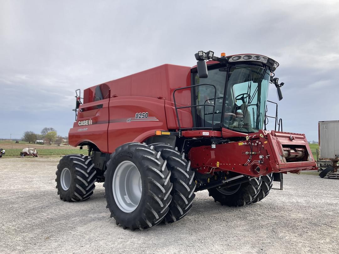 Image of Case IH 8250 Primary image