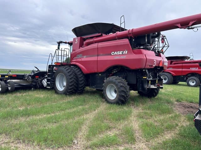 Image of Case IH 8250 equipment image 2