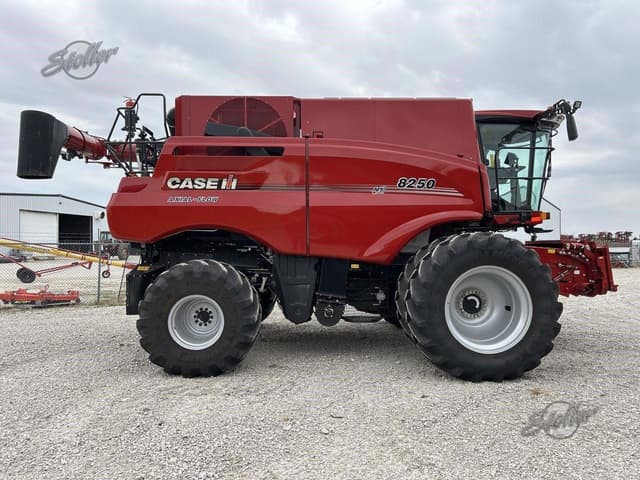 Image of Case IH 8250 equipment image 1