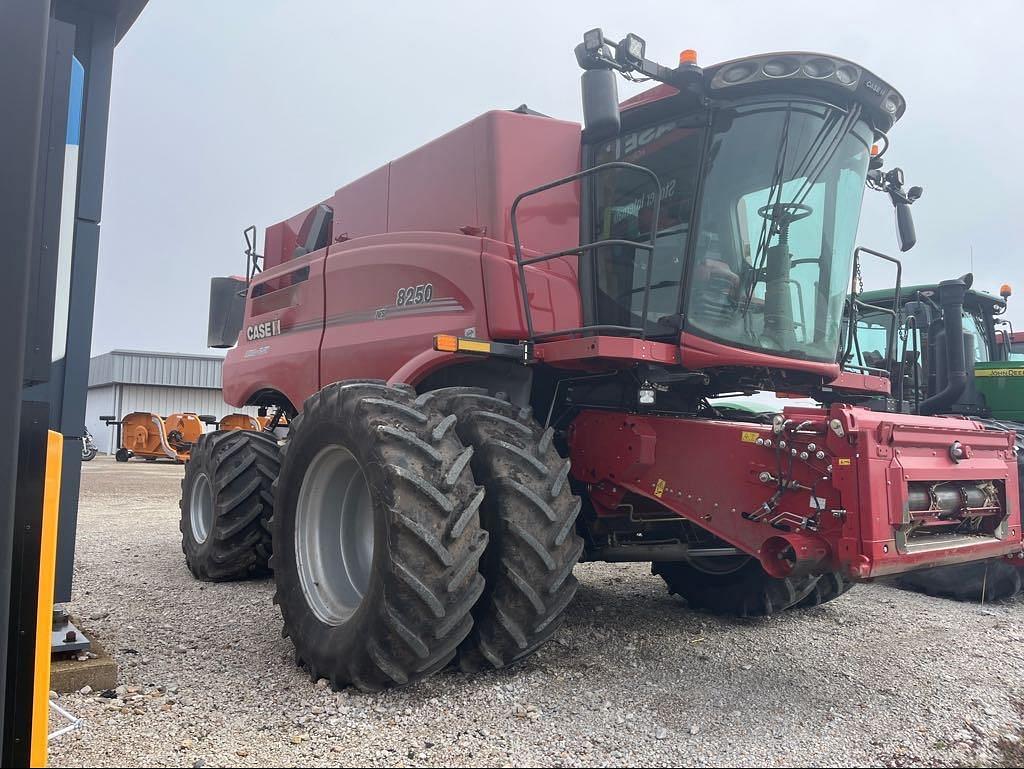 Image of Case IH 8250 Primary image