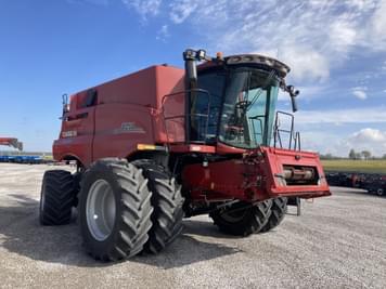 Main image Case IH 8250