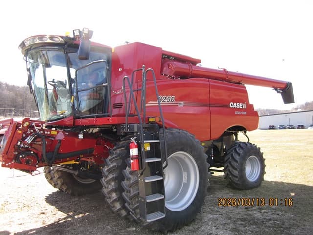 Image of Case IH 8250 equipment image 4