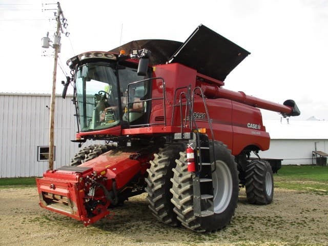 Image of Case IH 8250 Primary image