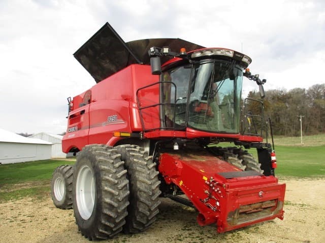 Image of Case IH 8250 equipment image 1