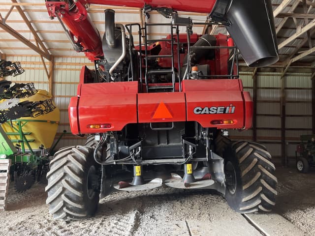 Image of Case IH 8250 equipment image 4
