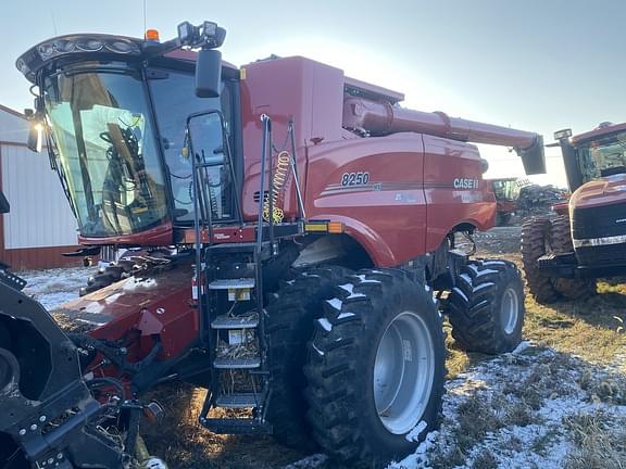 Image of Case IH 8250 equipment image 1