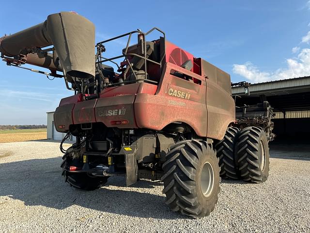 Image of Case IH 8250 equipment image 2