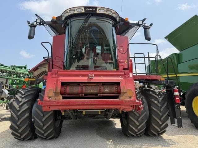 Image of Case IH 8250 equipment image 2