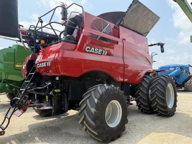 Image of Case IH 8250 equipment image 4