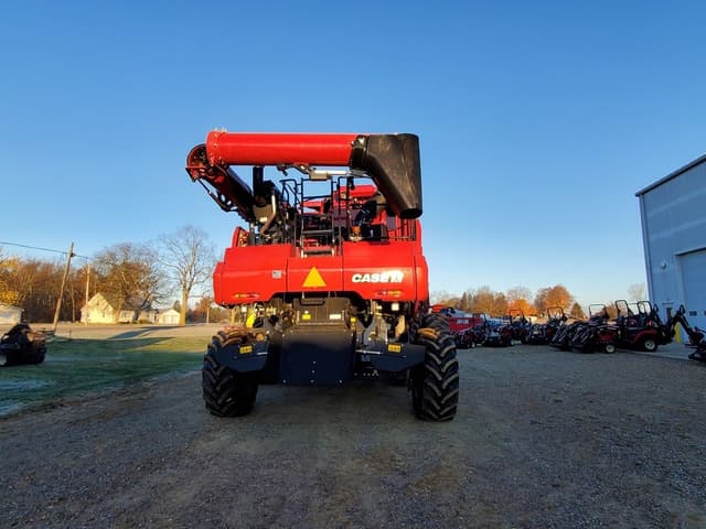 Image of Case IH 8250 equipment image 3