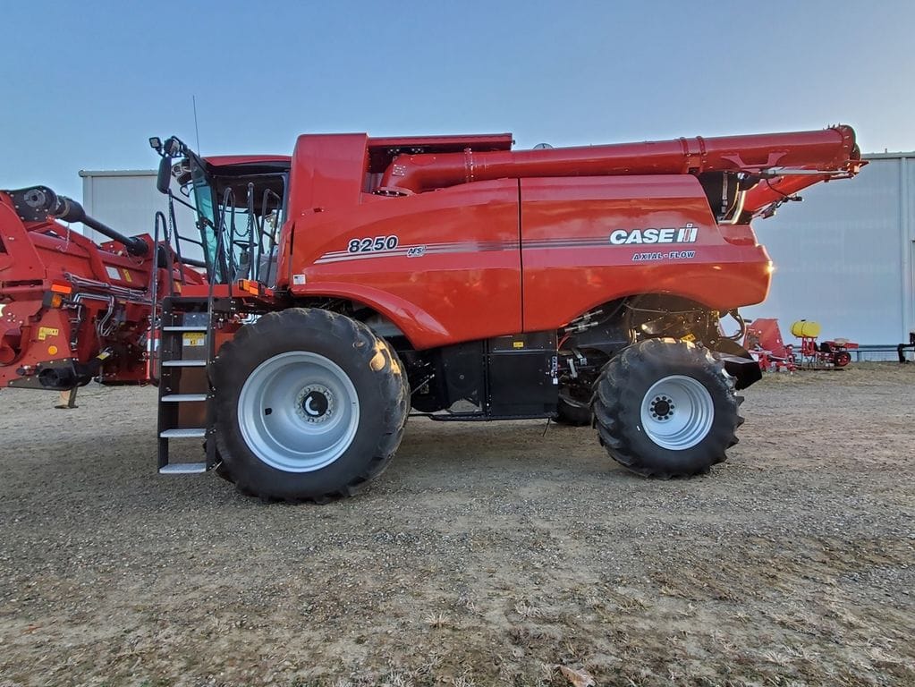 Main image Case IH 8250