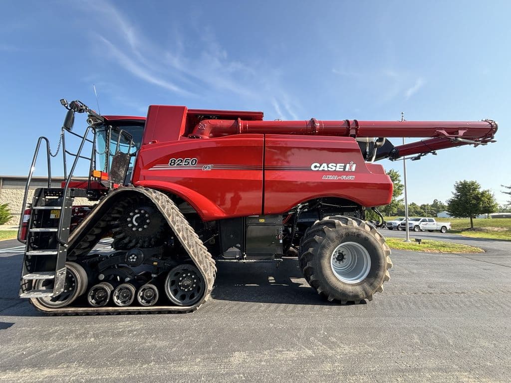 Image of Case IH 8250 Primary image