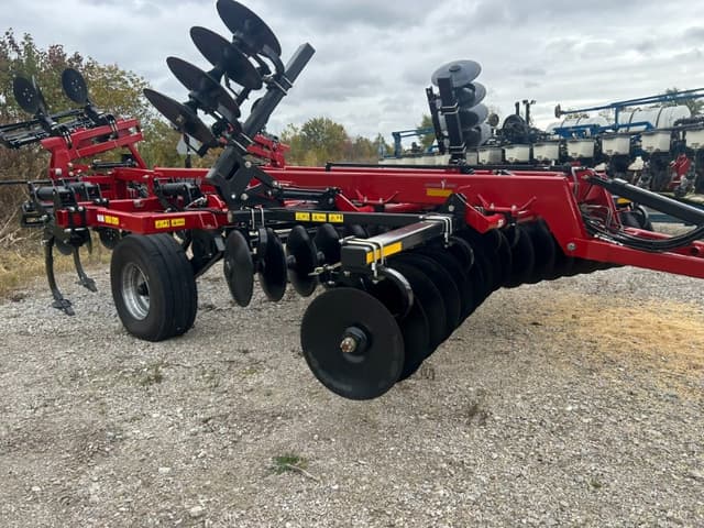 Image of Case IH Ecolo-Tiger 875 equipment image 1