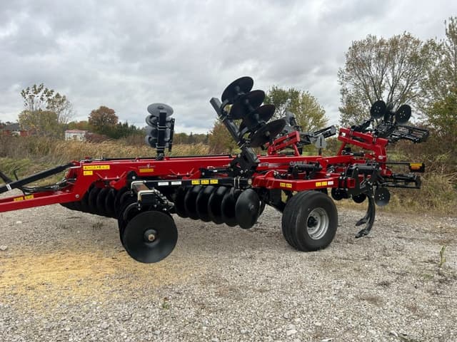 Image of Case IH Ecolo-Tiger 875 equipment image 4