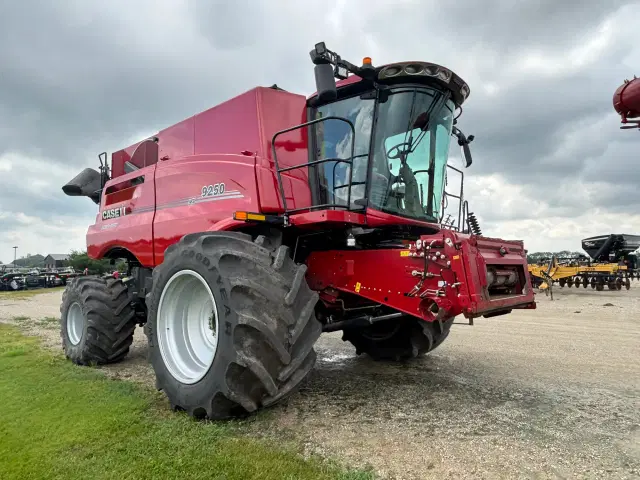 Image of Case IH 700 equipment image 2