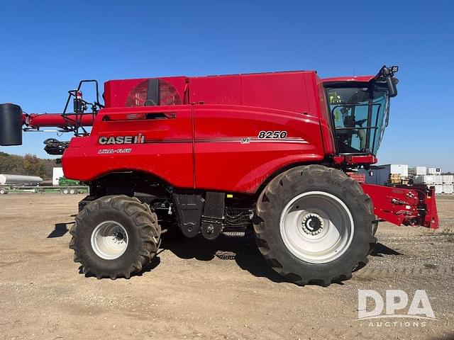 Image of Case IH 8250 equipment image 3