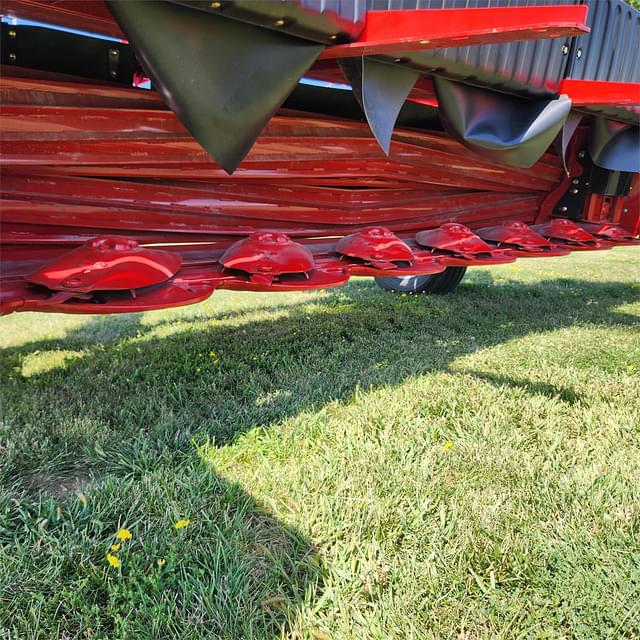 Image of Case IH DC135 equipment image 4