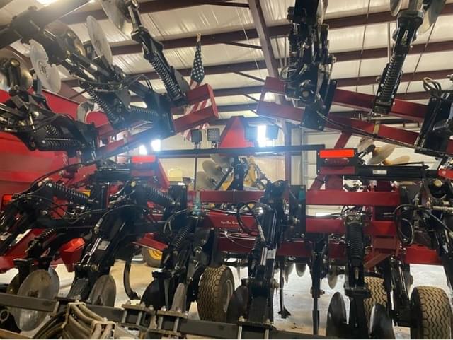 Image of Case IH Ecolo-Tiger 875 equipment image 4