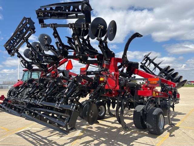 Image of Case IH Ecolo-Tiger 875 equipment image 4