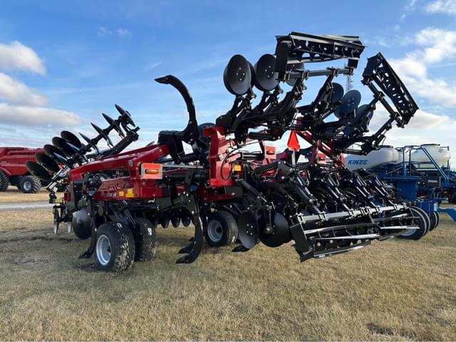 Image of Case IH Ecolo-Tiger 875 equipment image 4