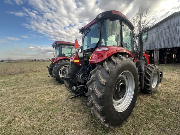 Image of Case IH Farmall 100C equipment image 4