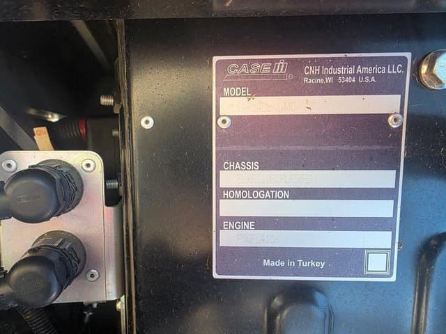 Image of Case IH Farmall 100C equipment image 1