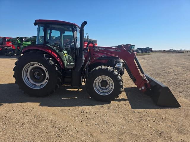 Image of Case IH Farmall 100C equipment image 3