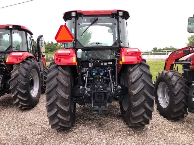 Image of Case IH Farmall 110C equipment image 3