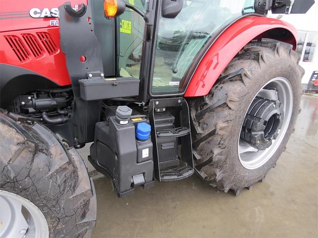 Image of Case IH Farmall 115A equipment image 1