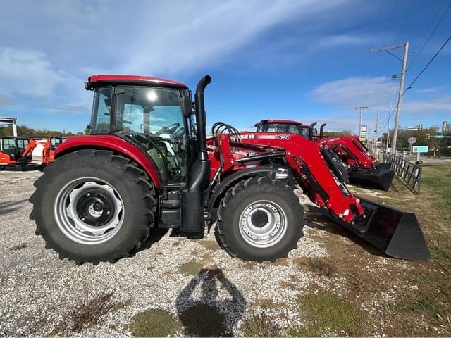 Image of Case IH Farmall 120C equipment image 1
