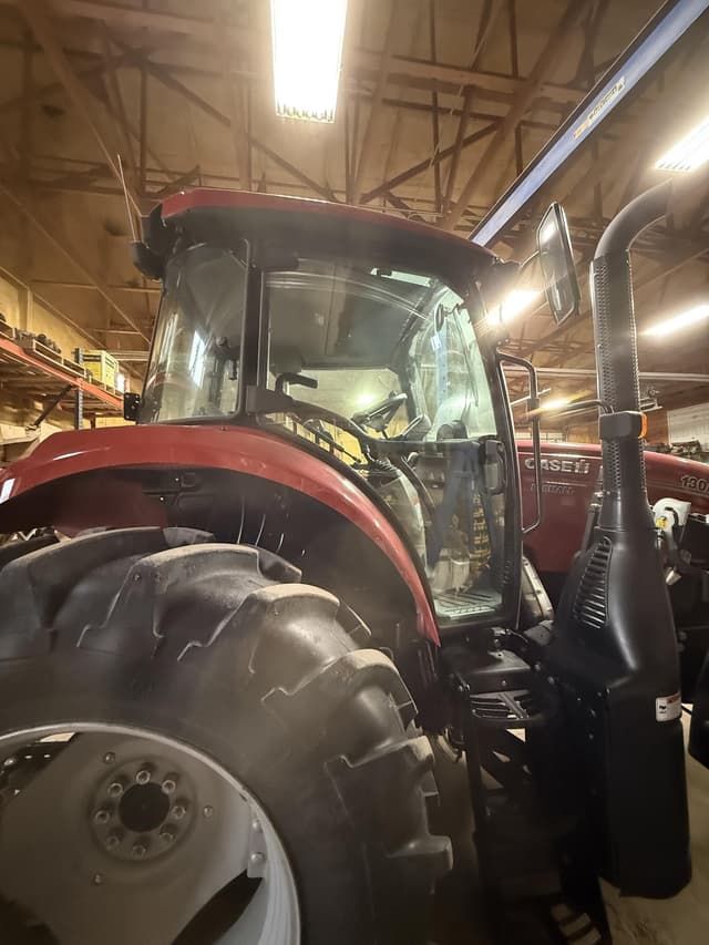 Image of Case IH Farmall 130A equipment image 2