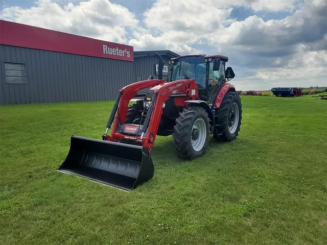 Image of Case IH Farmall 140A equipment image 3