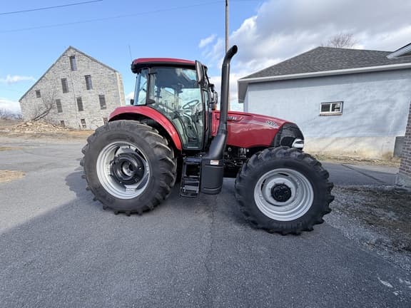 Image of Case IH Farmall 140A equipment image 1