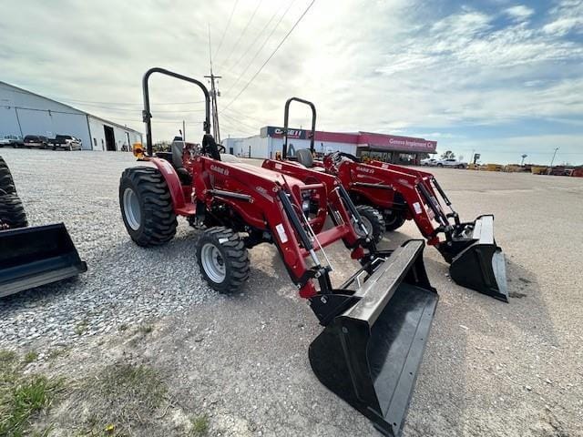 Main image Case IH Farmall 25A