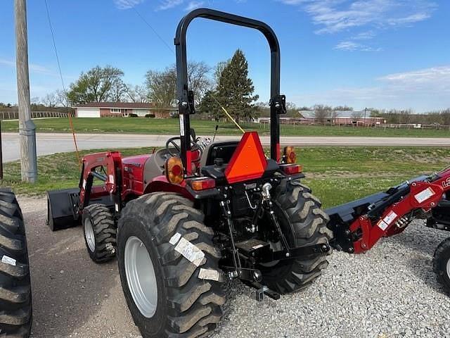 Image of Case IH Farmall 25A equipment image 1