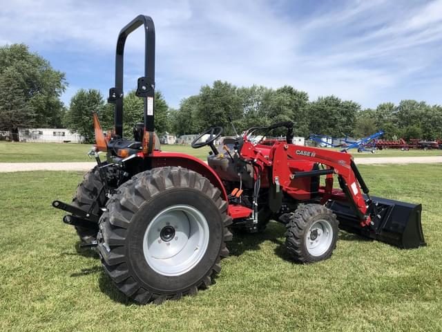 Image of Case IH Farmall 25A equipment image 2