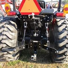 Image of Case IH Farmall 25A equipment image 4