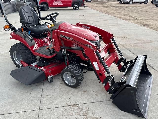 Image of Case IH Farmall 25SC equipment image 2