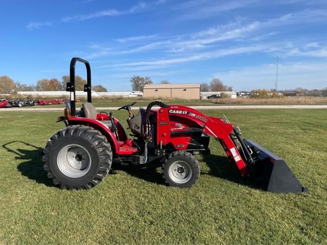 Image of Case IH Farmall 35A equipment image 1