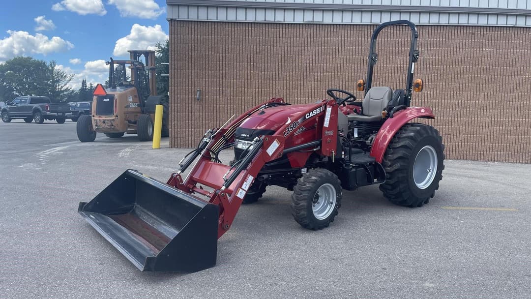 Image of Case IH Farmall 35C Primary image