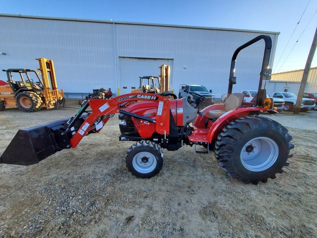 2024 Case IH Farmall 40A Equipment Image0