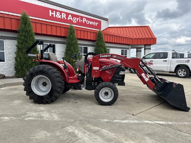 Image of Case IH Farmall 40A equipment image 1