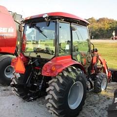 Image of Case IH Farmall 40C equipment image 2