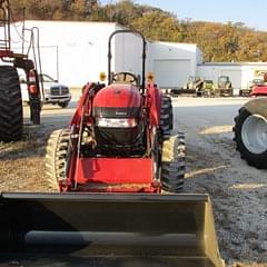 Image of Case IH Farmall 45C equipment image 4