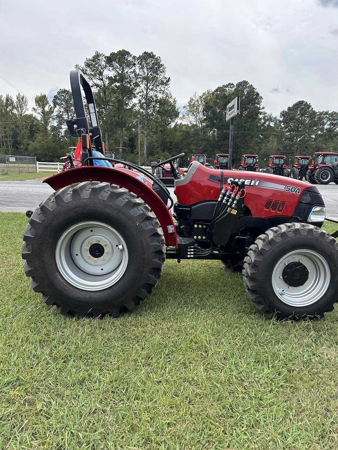 Image of Case IH Farmall 50A Image 1