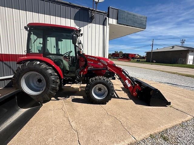 Image of Case IH Farmall 55C equipment image 3