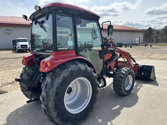 Image of Case IH Farmall 55C equipment image 3