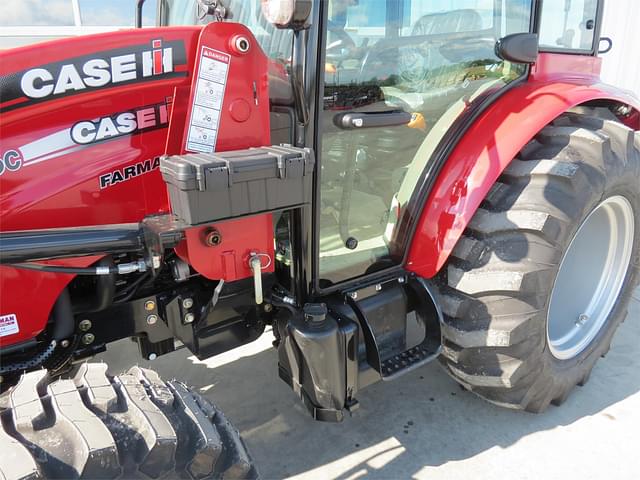 Image of Case IH Farmall 55C equipment image 3