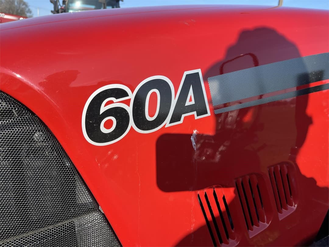 Image of Case IH Farmall 60A Image 1