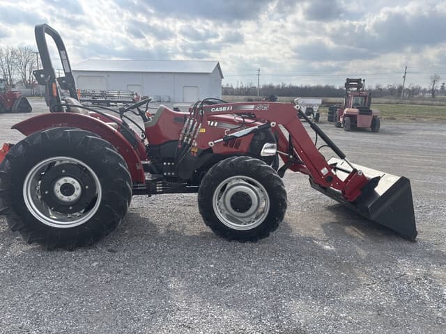 Image of Case IH Farmall 70A equipment image 2